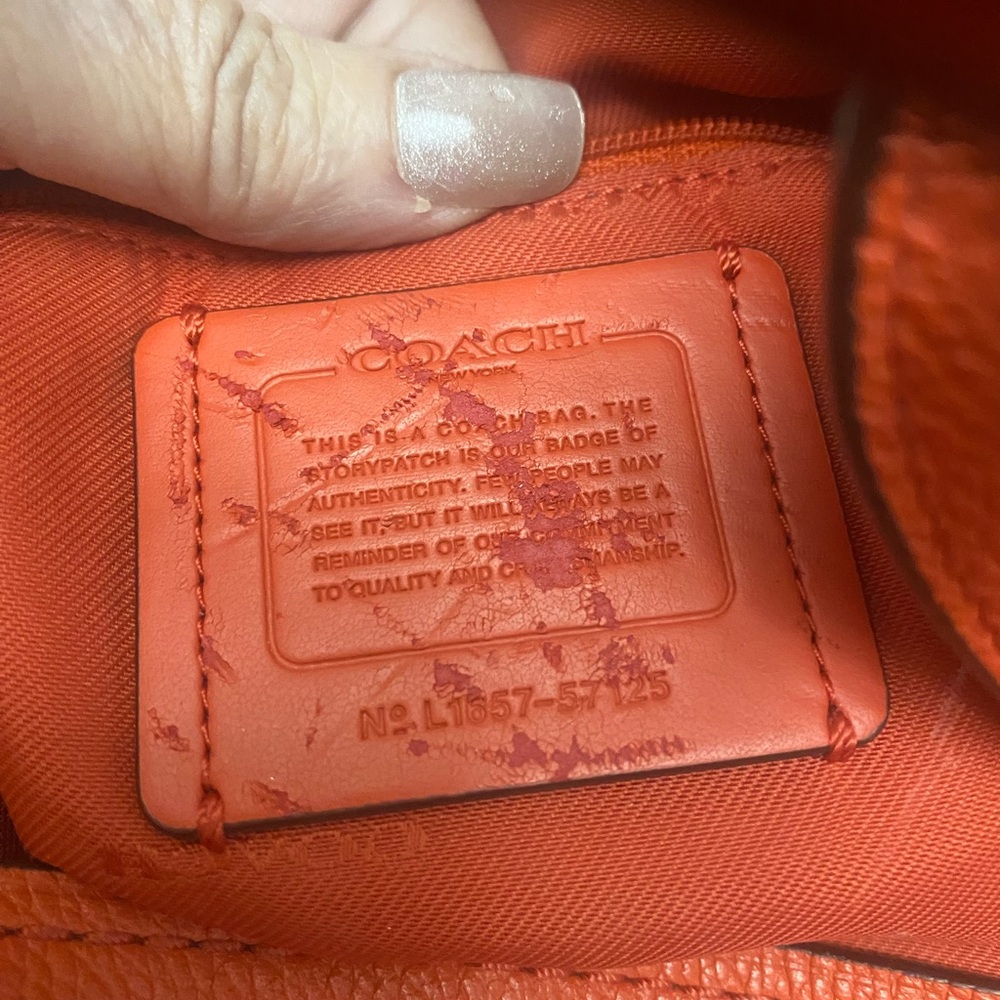 Coach Edie 31 Pebbled Leather Shoulder Tote in Bright Orange  Hang Tag & Dustbag - Picture 9 of 14